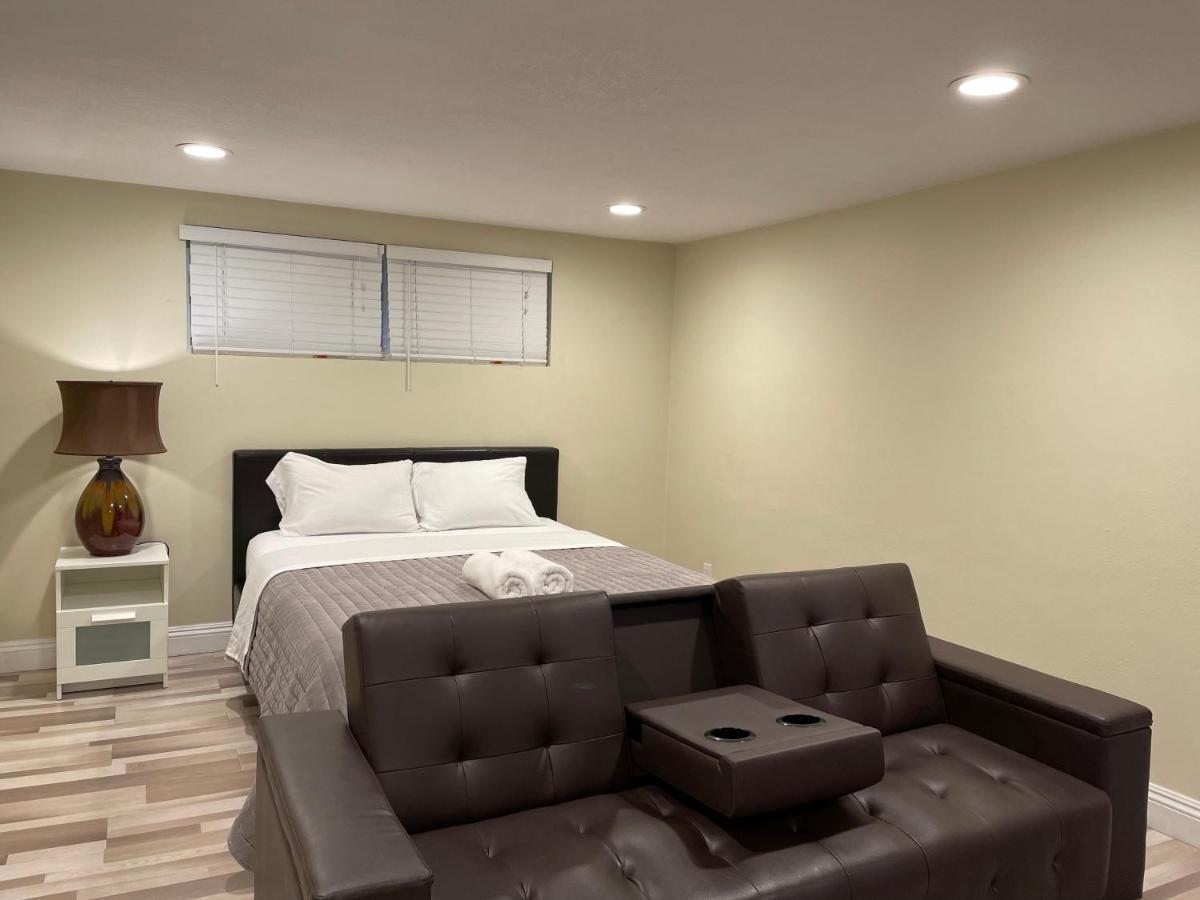 Lovely Room In Private House Near Disneyland Anaheim Dış mekan fotoğraf